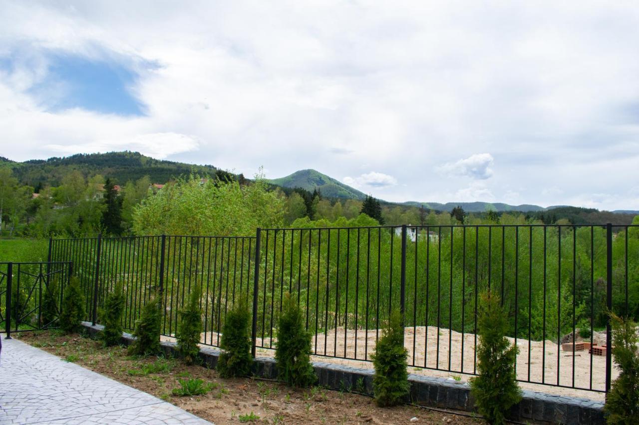 Villa Dea & Villa Ina - Villas & Spa Park In Velingrad Exterior foto